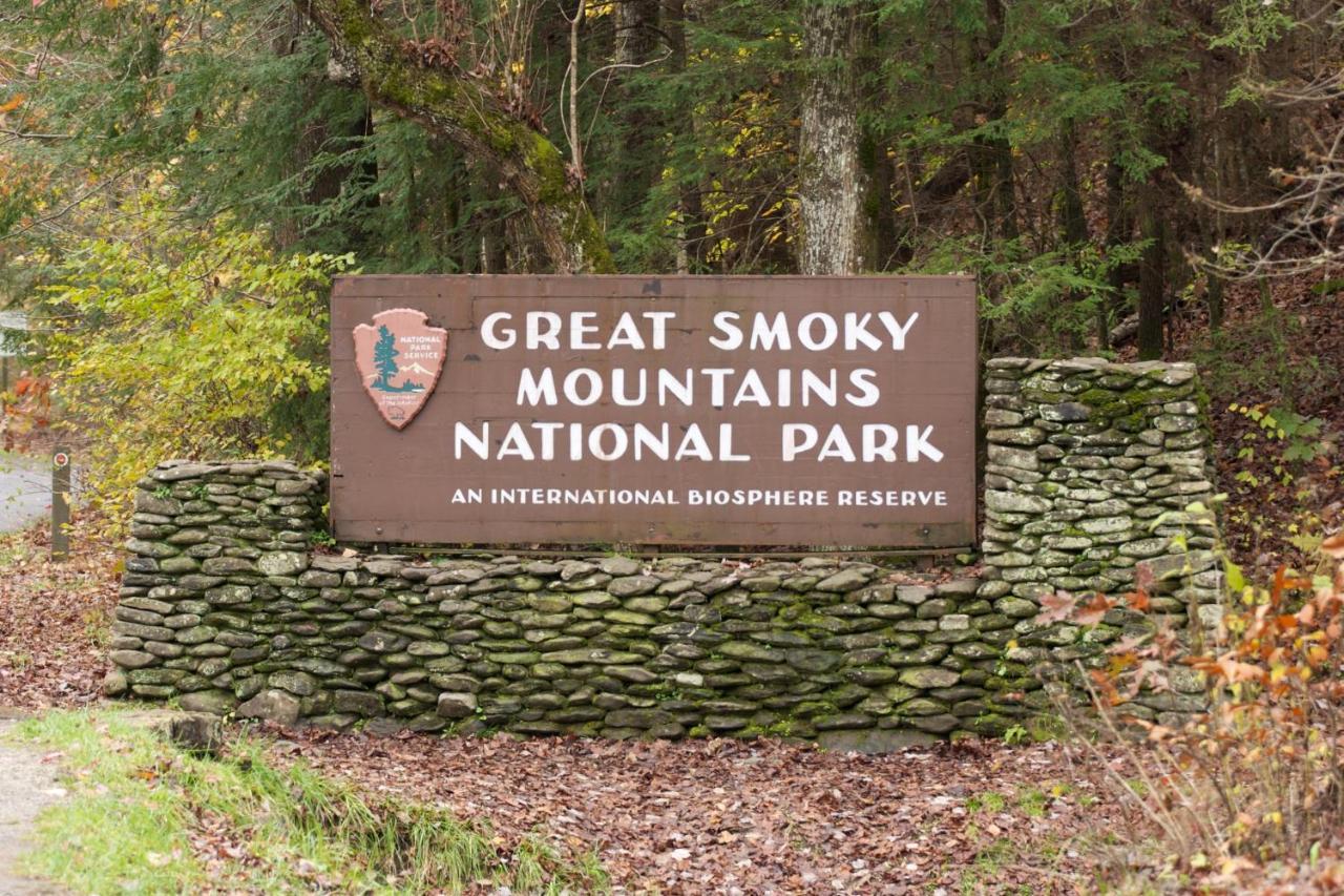Smoky Mountain Gem Gatlinburg Exterior foto