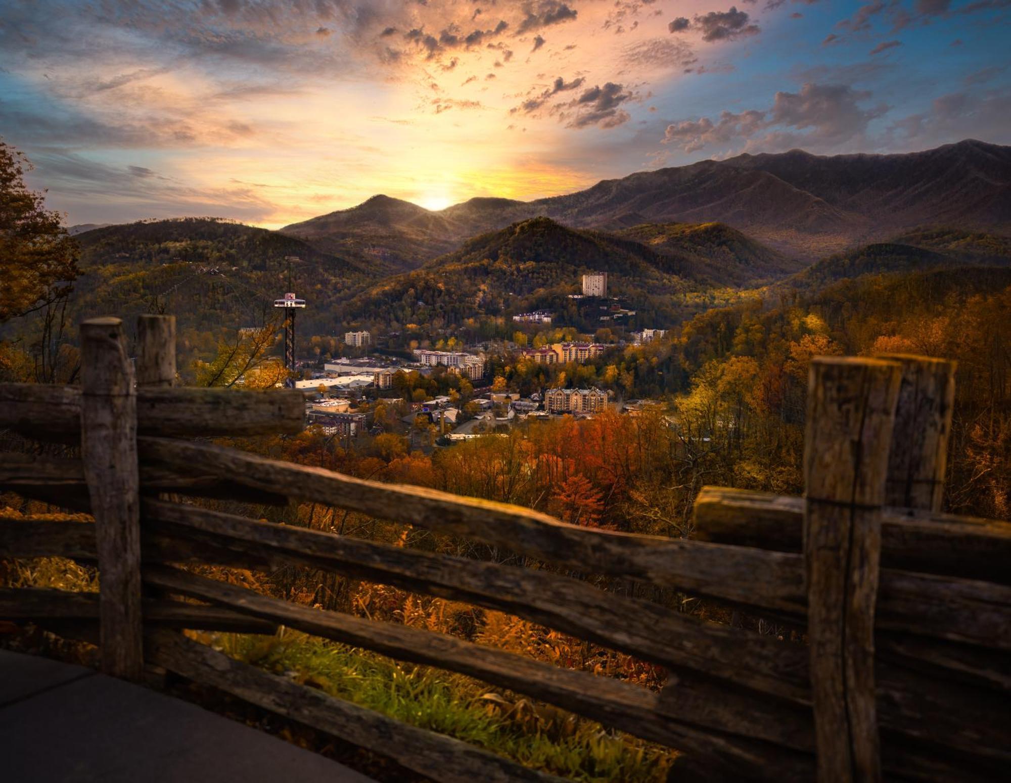 Smoky Mountain Gem Gatlinburg Exterior foto